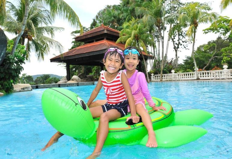 Pulai Spring Resort Kampung Kangkar Pulai Exterior foto